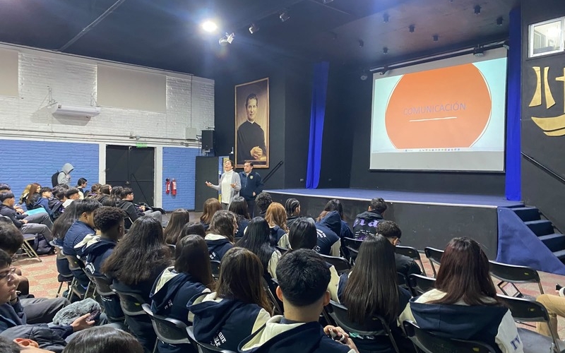 Comunicación basada en las emociones: taller del Plan Socioemocional