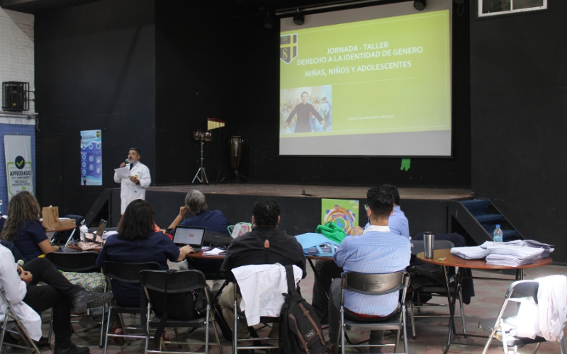 Educadores de Domingo Savio participan en un taller sobre perspectiva de género