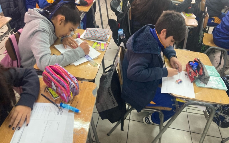 Taller de escritura creativa “Santiago en 100 palabras”
