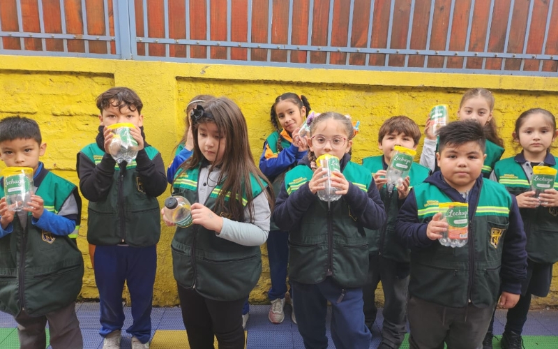 Conmemoraci&oacute;n del d&iacute;a del Medio Ambiente en el colegio Domingo Savio