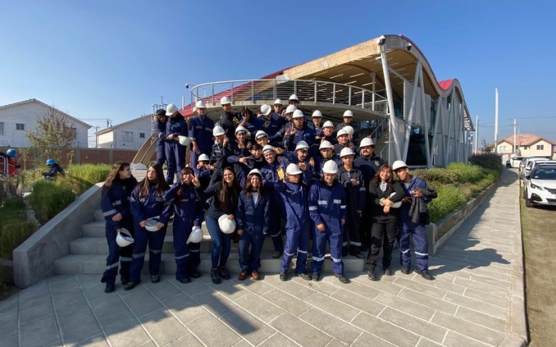 Alternancia CEO ENEL: estudiantes del Colegio Domingo Savio fortalecen su formación técnica en terreno